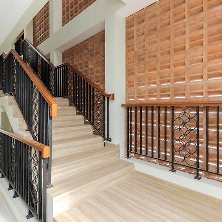Reddoorz Premium Near Ragunan Zoo 2 Giacarta Esterno foto