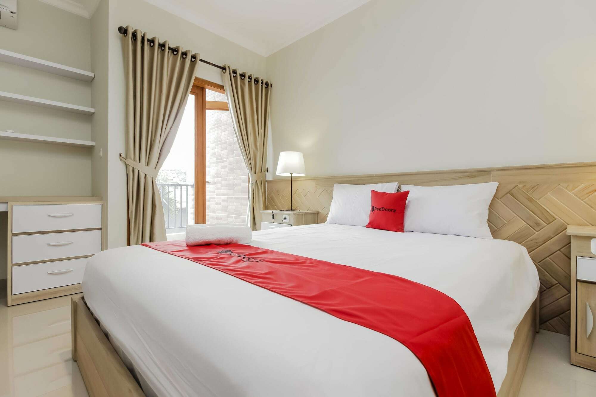 Reddoorz Premium Near Ragunan Zoo 2 Giacarta Esterno foto